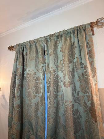 Cortinas doradas y turquesa claro x92 - $30 (West Hollywood)63471467780355121