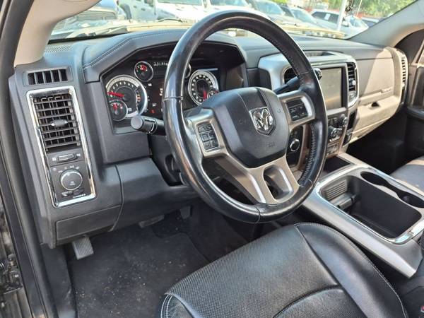 2017 RAM Laramie Crew Cab - Photo 13