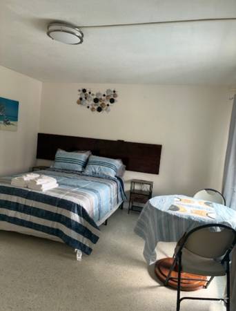 SPECIAL DISCOUNTED RATES STEPS TO BEACH EXTENDED STAY WELVOME! 1