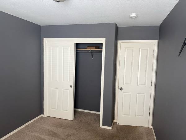 $950 / 1br - Quiet room in Canby - $950 all utilities + Wifi (Canby)63956354599810123