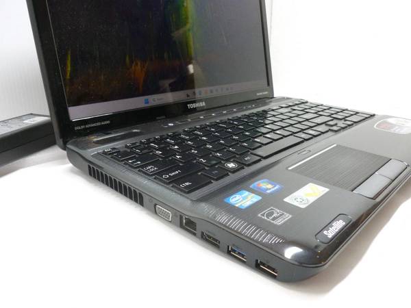 Windowsノート本体 TOSHIBA i7 /8GB /SSD128GB office2024 Quad Core i7 Toshiba Laptop w/Windows 11 Pro & Microsoft Office