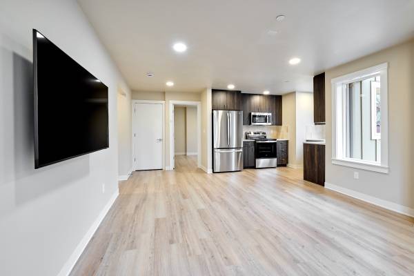 PET-friendly new apartment with A/C (move-in 7/5/25), 2-bed/2-bath! 1