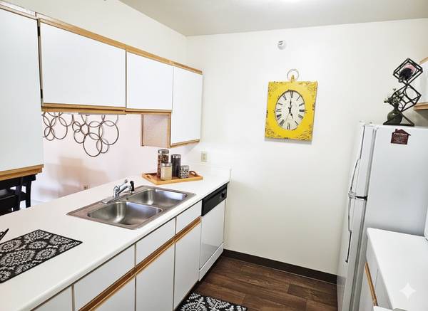 $999.00 / 2br - 960ft2 - Spacious 2 Bedroom Apartments with HUGE Closets + Balconies in Columbi63953481708802122