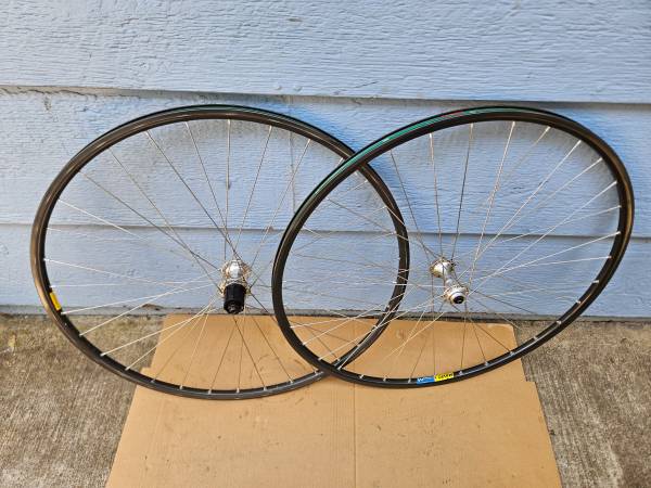 Vintage 700c Mavic Open 4 CD Road Bike Wheelset Campagnolo Hubs