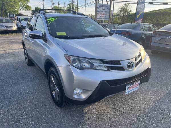 2015 TOYOTA RAV4 XLE AWD, EFICIENTE EN COMBUSTIBLE, CÁMARA DE REVERSA, ENTRADA REMOTA - $15,995 (Lowell MA 978-761-5843)63615355665409123