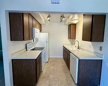$1,200 / 1br - 640ft2 - Cozy 1-Bedroom Apartment in Central San Jose (San Jose, CA)63657863821699123
