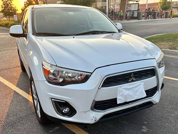 2014 Mitsubishi Outlander Sport - $4,950 (Elgin)63618900184067120