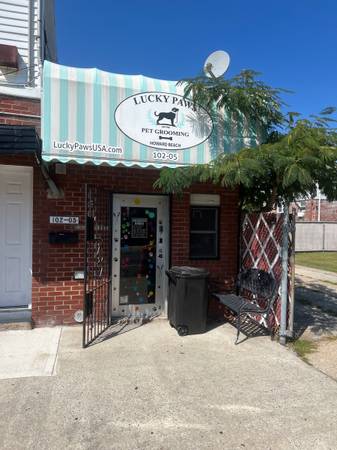 $1,300 / 600ft2 - Office space/studio (HOWARD BEACH)63788505406979120