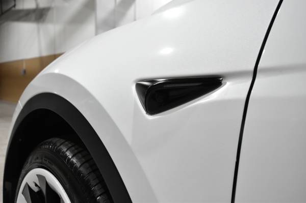 2023 Tesla Model Y Long Range AWD - $33,524 (¡COCHE DE CALIDAD A PRECIOS ASEQUIBLES!)63624839360003124