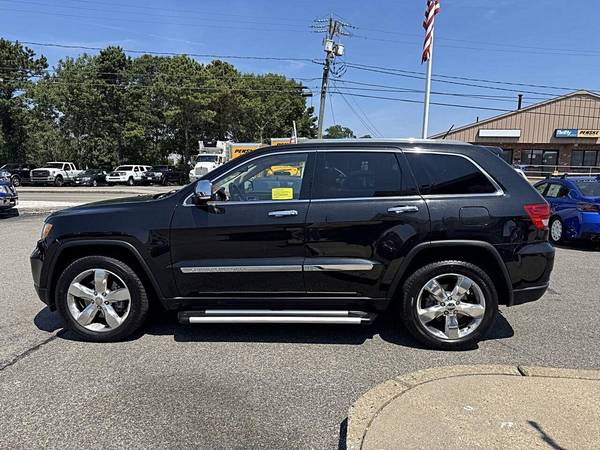 2011 Jeep Grand Cherokee Overland Summit 4x4 4dr SUV - $9,995.0063476722601601124