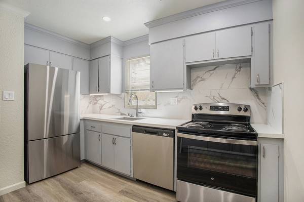 $850 / 1br - STUDIOS AVAILABLE + 2 WEEKS FREE! CALL FOR MORE DETAILS (santa clara)63989800374530120