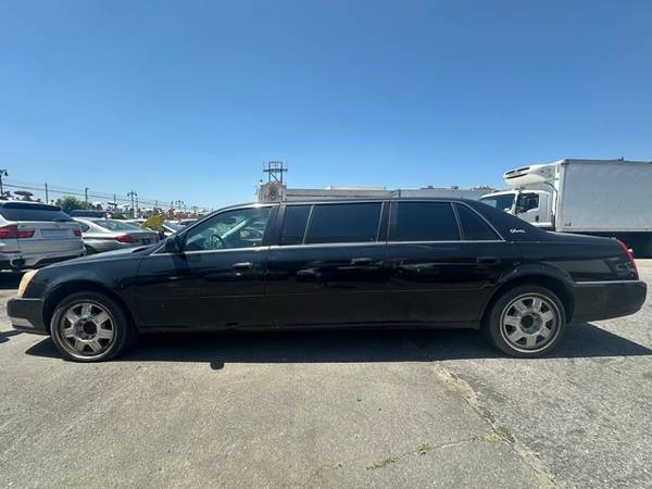 2008 CADILLAC LIMOUSINE - $3,900 (CONEY ISLAND)63654715591553124