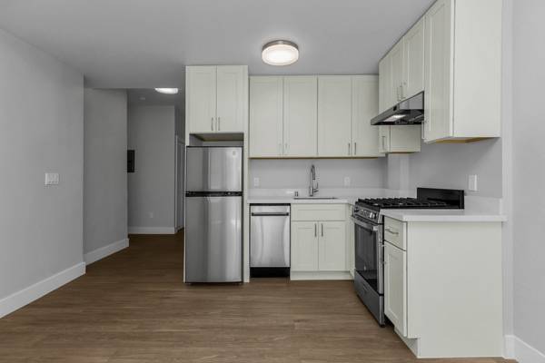 $3,095 / 1br - 545ft2 - COMING SOON ~ WALK TO FIDI FROM LOWER NOB HILL 1BD 1BA ~ W/D IN UNIT (Lower Nob Hill)63946671920386124