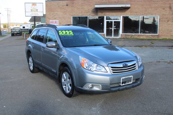 2010 Subaru Outback 2.5I Premium Automatic AWD Loaded 1-Owner! 1