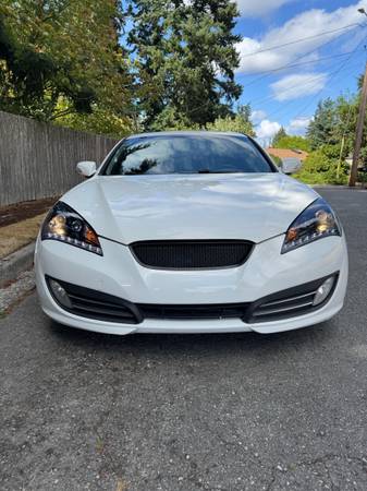 2010 Hyundai Genesis Coupe - $7,500 (Everett)63441918822657121
