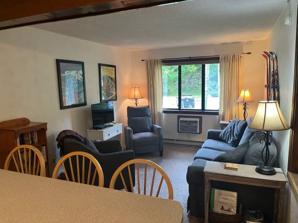 $2,400 / 2br - 750ft2 - Alquiler por temporada de invierno (Glen)63932060957826123