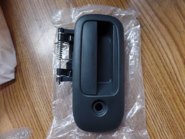 Manija exterior de puerta para Chevy Express - $25 (concord / pleasant hill / martinez)63471416593027120