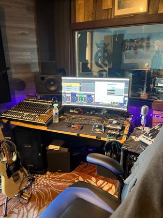 GOOD CHEAP RECORDING STUDIO 1