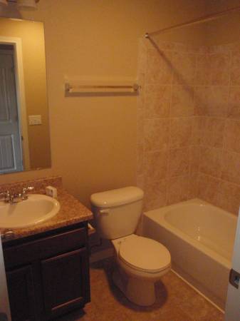 Habitación en alquiler por $550 (zona oeste)63658213599107123