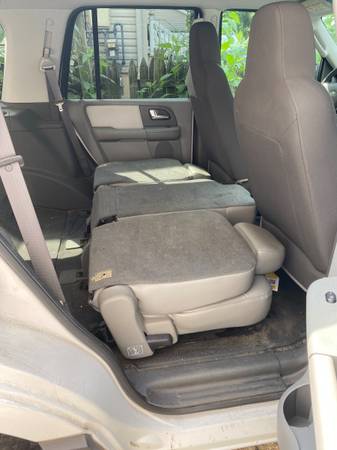 2005 Ford Expedition XLT 4x4 LOW MILES 45k. Needs Transmission - $2,800 (Staten Island)63654713729921124