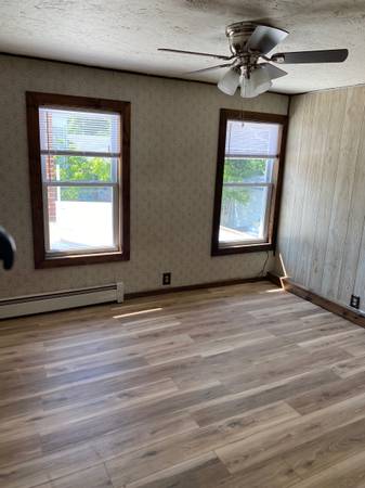 $1,250 / 2br - 800ft2 - 2 bedroom apartment with great views64017045678722121