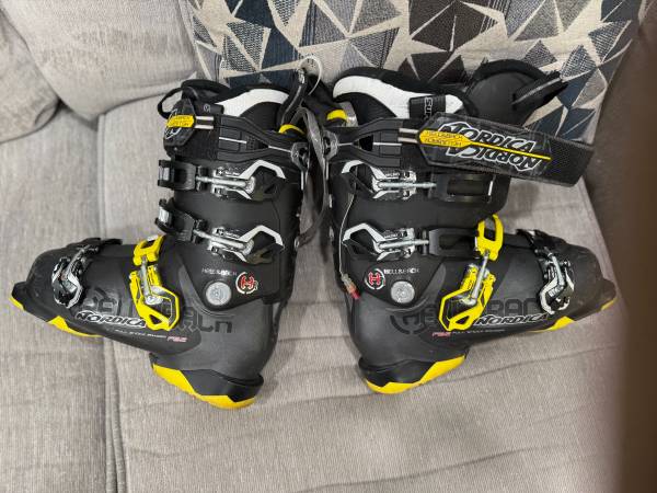 Ski Boots - Nordica HELL&BACK - Mondo 25.5 1