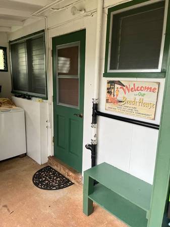 Stand Stand alone, beach cottage. Fully Furnished, 1 BR/1BA 1