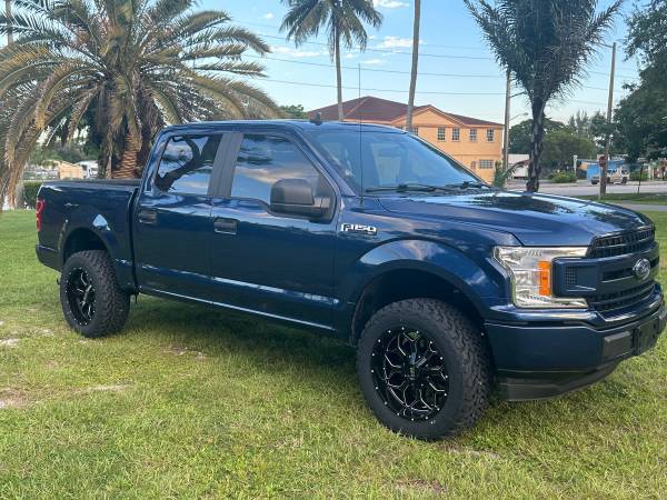 2020 FORD F150 CREW CAB LIFTED 8K AND DRIVE BUY HERE PAY HERE - $29,99063479325031041122
