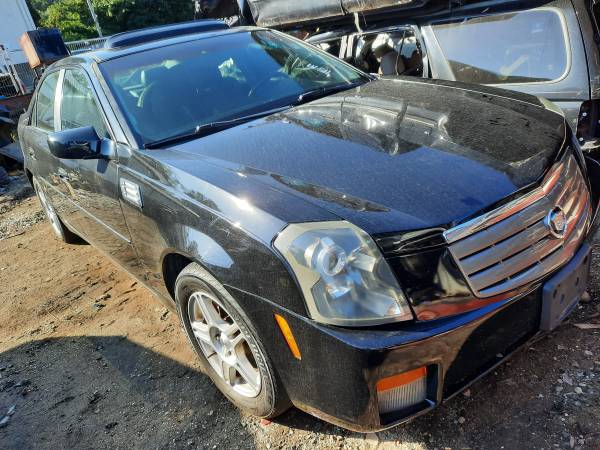 2003-2007 Cadillac CTS Headlight Assemblies 1