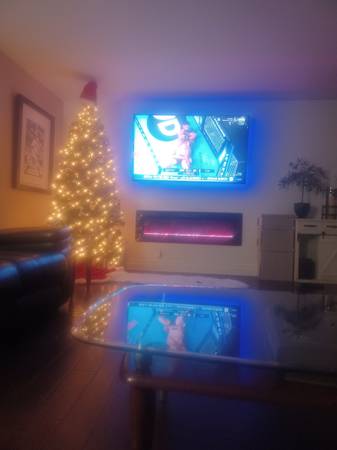 950/ private bath/clean/utilities paid 1