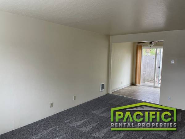 $1,245 / 2br - 925ft2 - 157 Garfield St (Ashland)63654692688897124