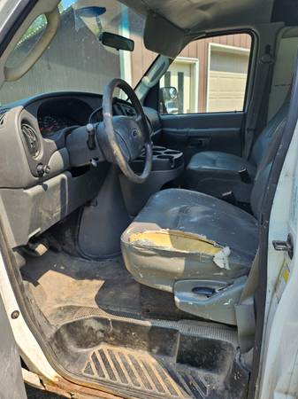 08 Ford E150 furgoneta de trabajo - $1,00063480411385729124