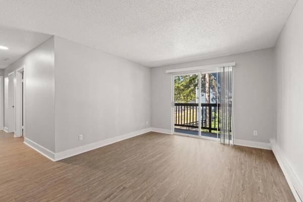 $1,732 / 2br - 825ft2 - Onsite recycling program, Online Payments Available, Airbnb-Friendly (Tukwila)63995109223298120