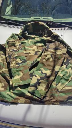 Parka cold weather camo large/long great condition 1