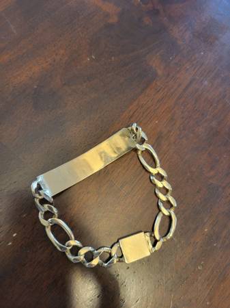Found: gold bracelet w/engraving (Portland)63916332790147120