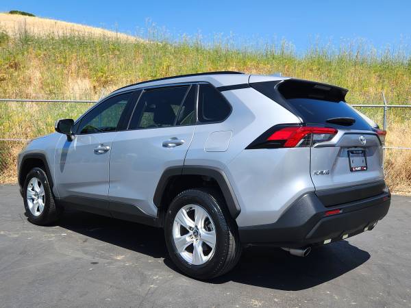 2021 Toyota RAV4 XLE con garantía gratuita!! - $20.777 (FAIRFIELD)63471062565507124