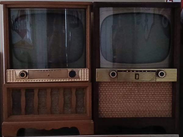 vintage 1950s Zenith TVs 1