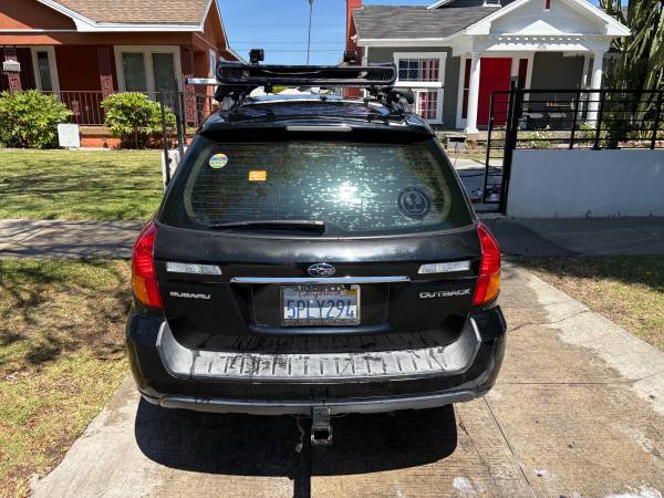 Subaru Outback 2005 2.5I - $2,00063624631755395122
