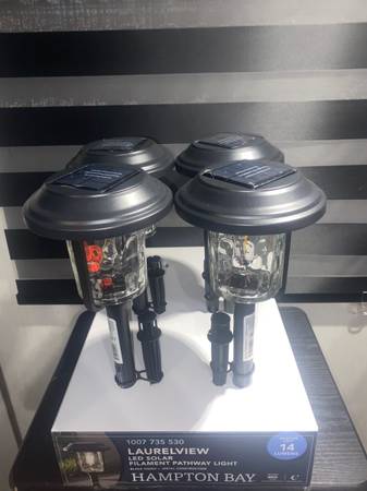 LED Solar Pathway Lights 1
