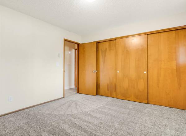 $1,895 / 3br - Quiet and Comfortable Suburban Community - Diverse 3 Bedroom (Beaverton)64039059767937124