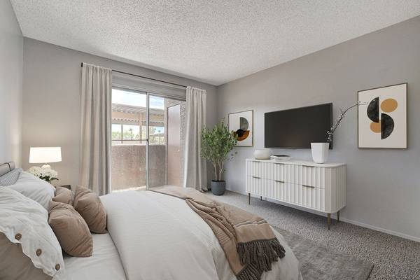 $890 / 1br - 630ft2 - On-Site Maintenance, Playground, Carpeted (5101 E Twain Ave, Las Vegas, NV)63859501546115120