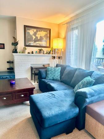 $2,000 / 1br - 900ft2 - Master bedroom in 2bdrm flat, 6-unit building, dead-end street (castro / upper market)63834320577155122