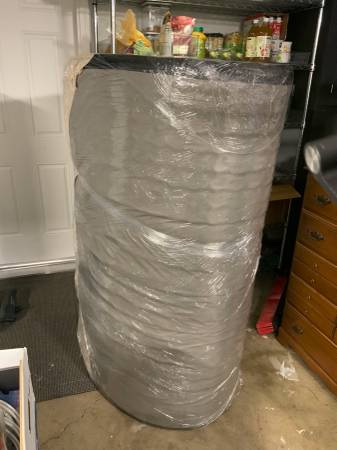 Queen size mattress 1