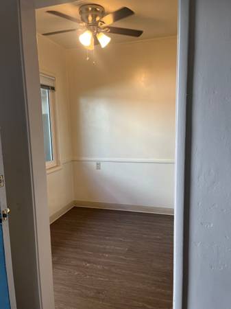$1,450 / 1br - 600ft2 - * Midtown 1 Bdrm Apt, quiet, safe, new flooring, great neighborhood * (Sacramento Midtown)64043494746370121