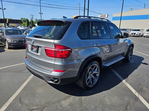 2011 BMW X5 xDrive35i - $10,999 (Pre-Owned Luxury)63475501833475124