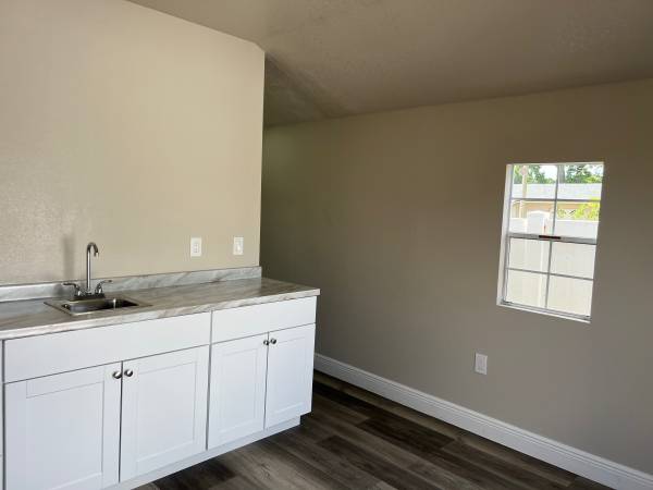 $1,200 / 1br - Apartment available63282659783427121
