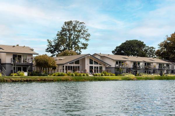$3,252 / 1br - Find your new home here! Brand New Units with A/C! (foster city)63938498197507120