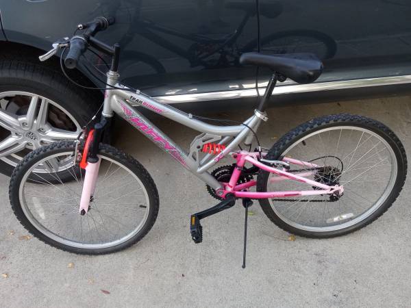 Women's Girls Huffy Trail Runner 18 Speed Full Suspension Mountain Bike Excellen 1
