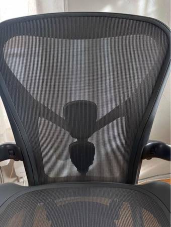 Pristine!! Herman Miller Aeron remastered fully loaded size B 1