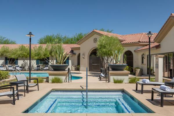 $1,464 / 1br - 762ft2 - in Las Vegas NV, Covered Parking Available, 1bd 1ba (9350 S. Cimarron Road, Las Vegas, NV)63907026520322122